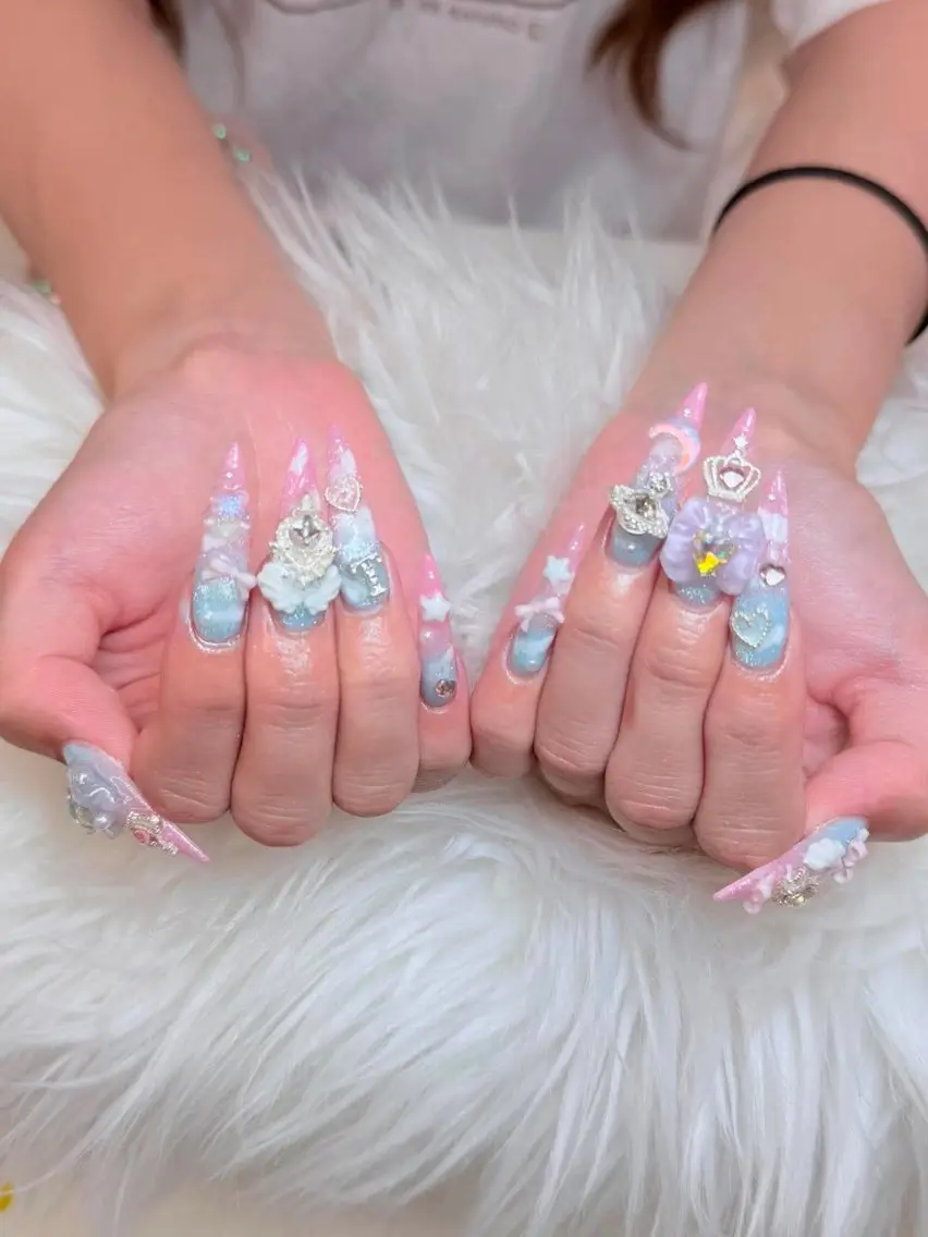 ネイル ハンドネイル ハンドケア Anh Nail 歌舞伎町のネイルデザイン