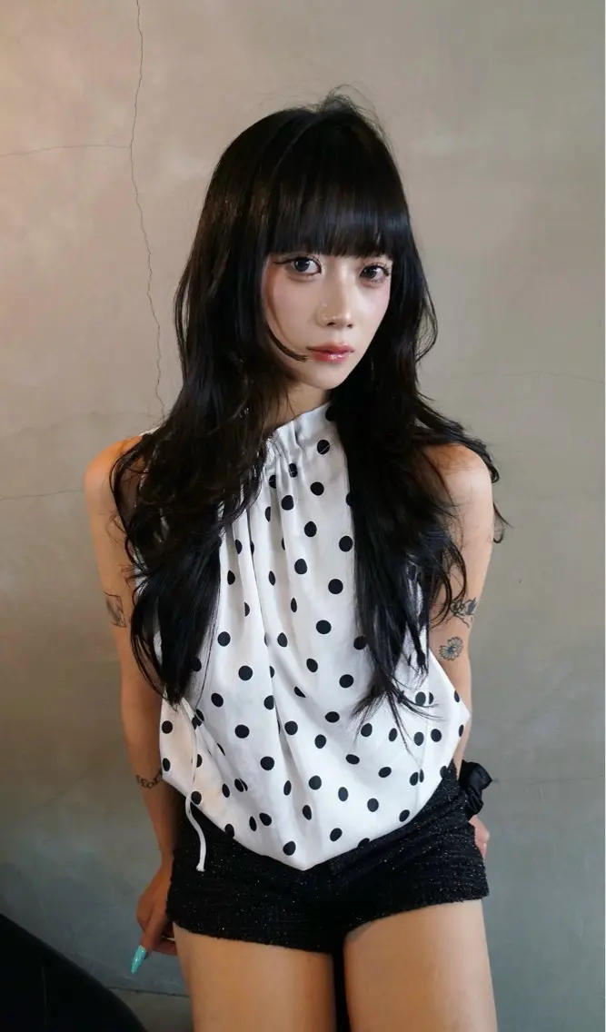 ロング カラー 韓国風ヘア レイヤーカット 似合わせカット カット ヘアカラー 林　蓮/レイヤー/ 透明感カラーのヘアスタイル