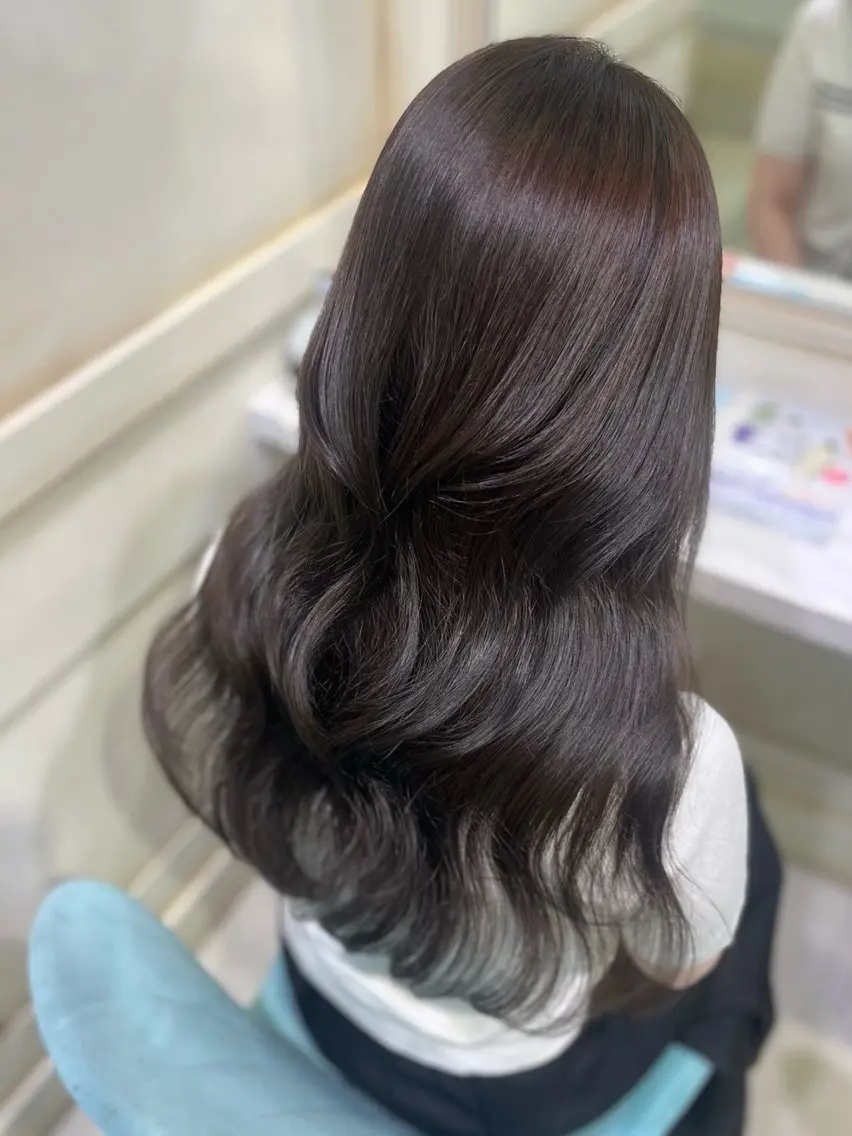 ロング カラー ヘアカラー トリートメント 🟠髪質改善縮毛矯正 YUTO🟠のヘアスタイル