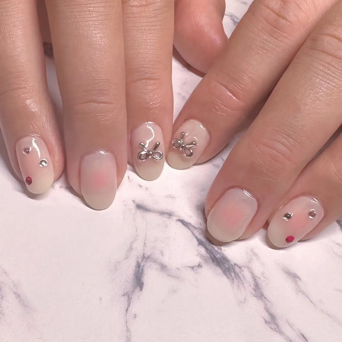 ネイル I_p4ce 🍊あい🍊のネイルデザイン