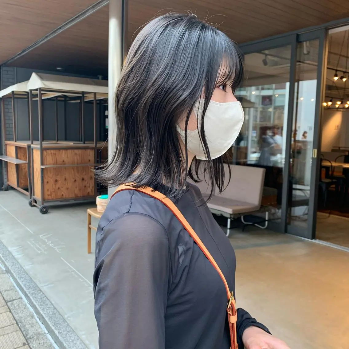 ミディアム カラー カット ヘアカラー SAKINO ベージュカラーのヘアスタイル