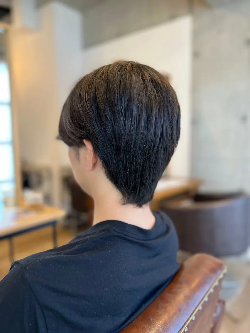 ショート メンズ 刈り上げ カット Liere Muuのヘアスタイル
