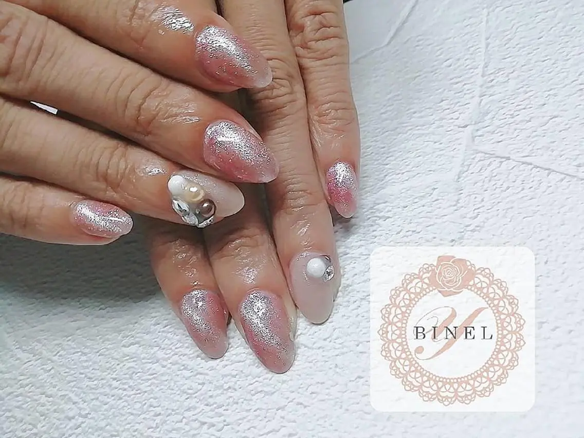ネイル 持ち込み ハンドネイル Nail Salon Y.BINELのネイルデザイン