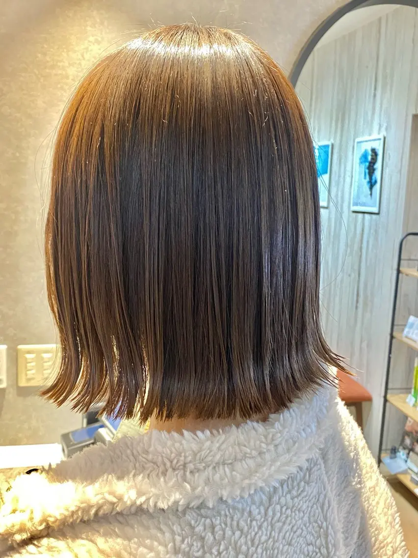 ミディアム 切りっぱなしボブ ボブ 髪質改善 縮毛矯正 ✨似合わせボブ✨ 縮毛矯正のヘアスタイル