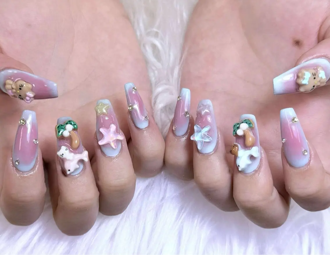 ネイル チークネイル 長さ出し フットネイル マグネットネイル 持ち込み ハンドネイル ANH NAIL ゴテゴテ専門店💎のネイルデザイン