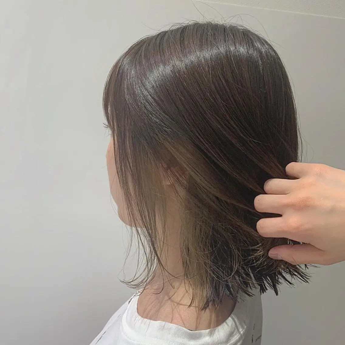 ミディアム カラー ヘアアレンジ 白髪ぼかしハイライト 茗荷谷駅徒歩2分のヘアスタイル