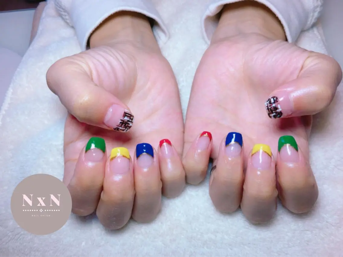 ネイル フレンチネイル ツイードネイル 冬ネイル クリスマス ハンドネイル nail salon N×Nのネイルデザイン