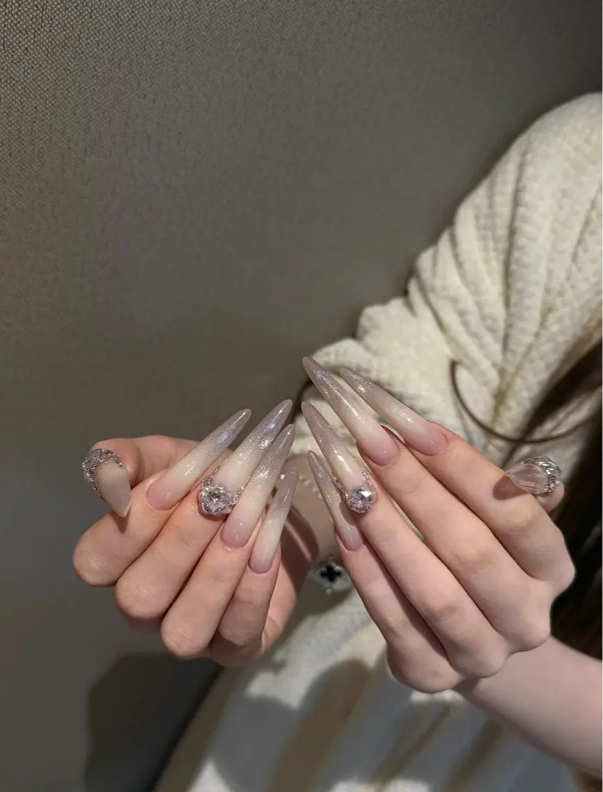 ネイル ハンドネイル Lily nail salonのネイルデザイン