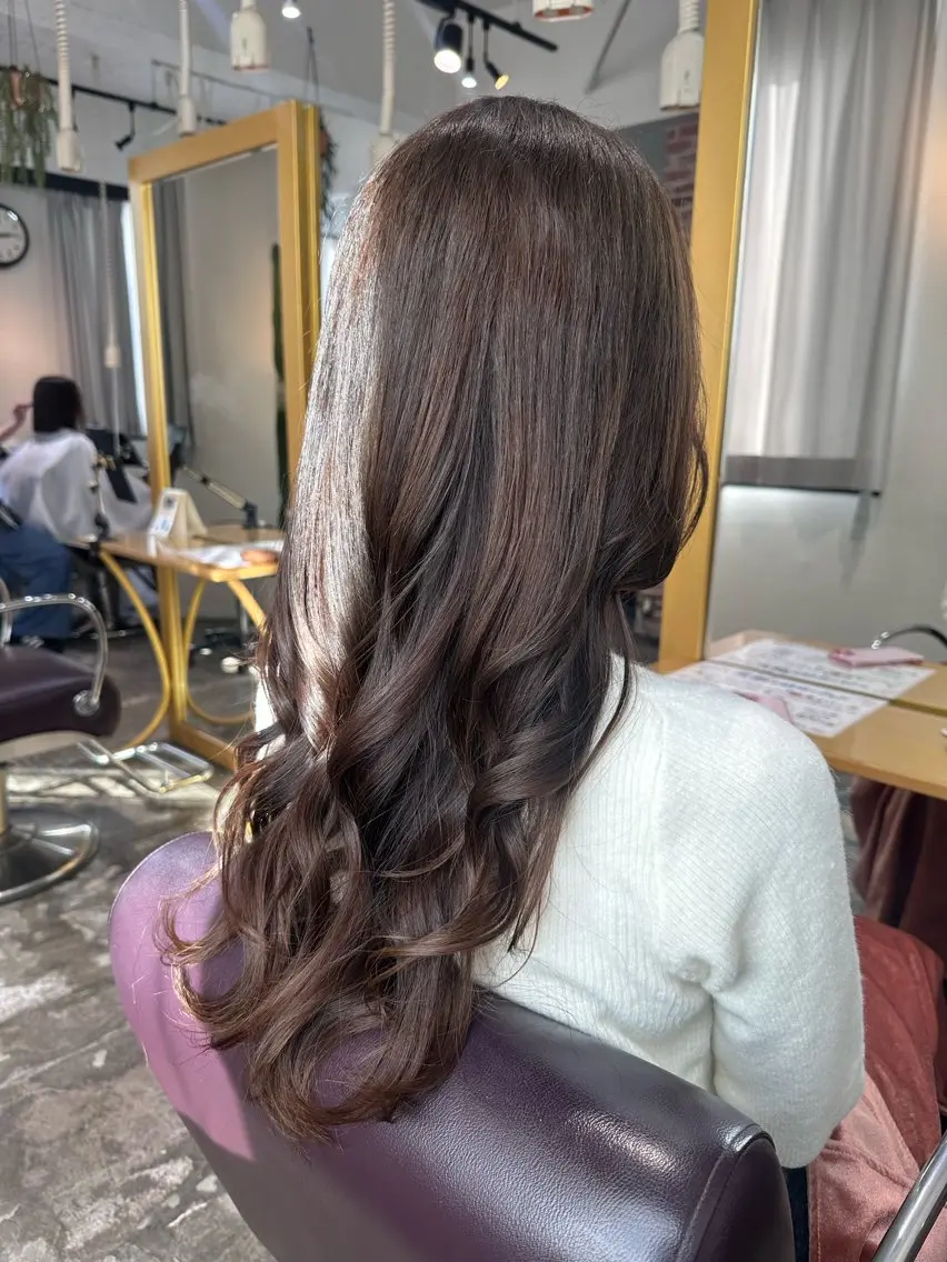 ロング カラー ベージュカラー カット ヘアカラー Saki💛心斎橋 髪質改善/艶カラーのヘアスタイル