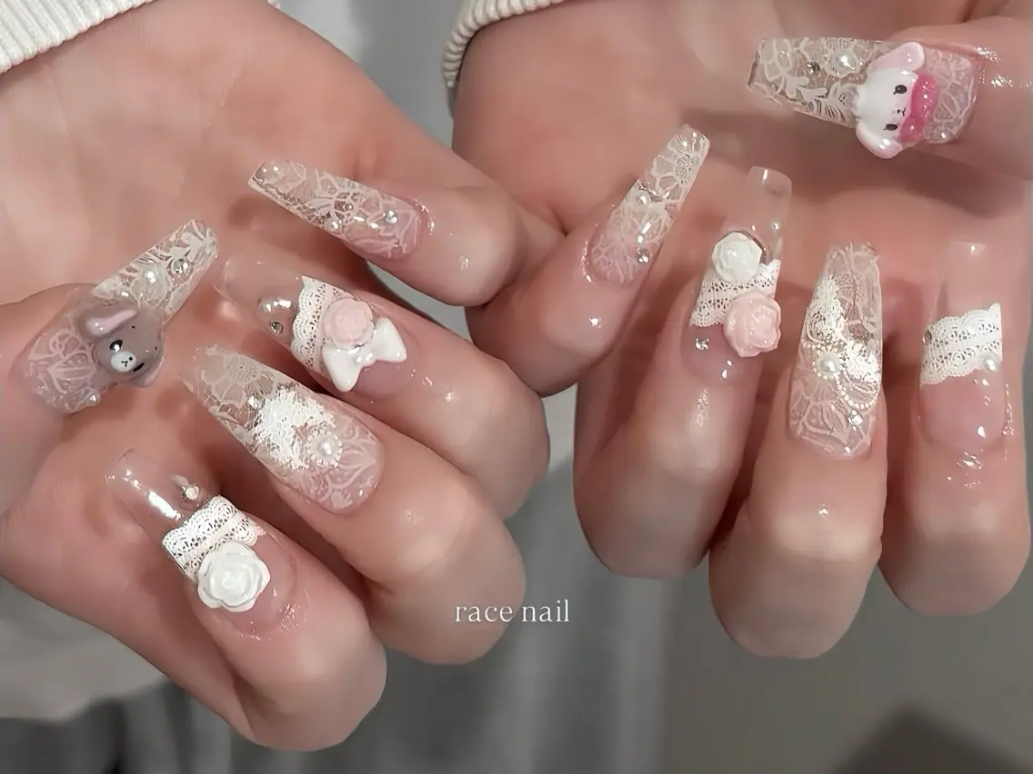 ネイル オーロラネイル チークネイル 桜ネイル クリアネイル ドット ハンドネイル Rin Nail 新大久保店のネイルデザイン