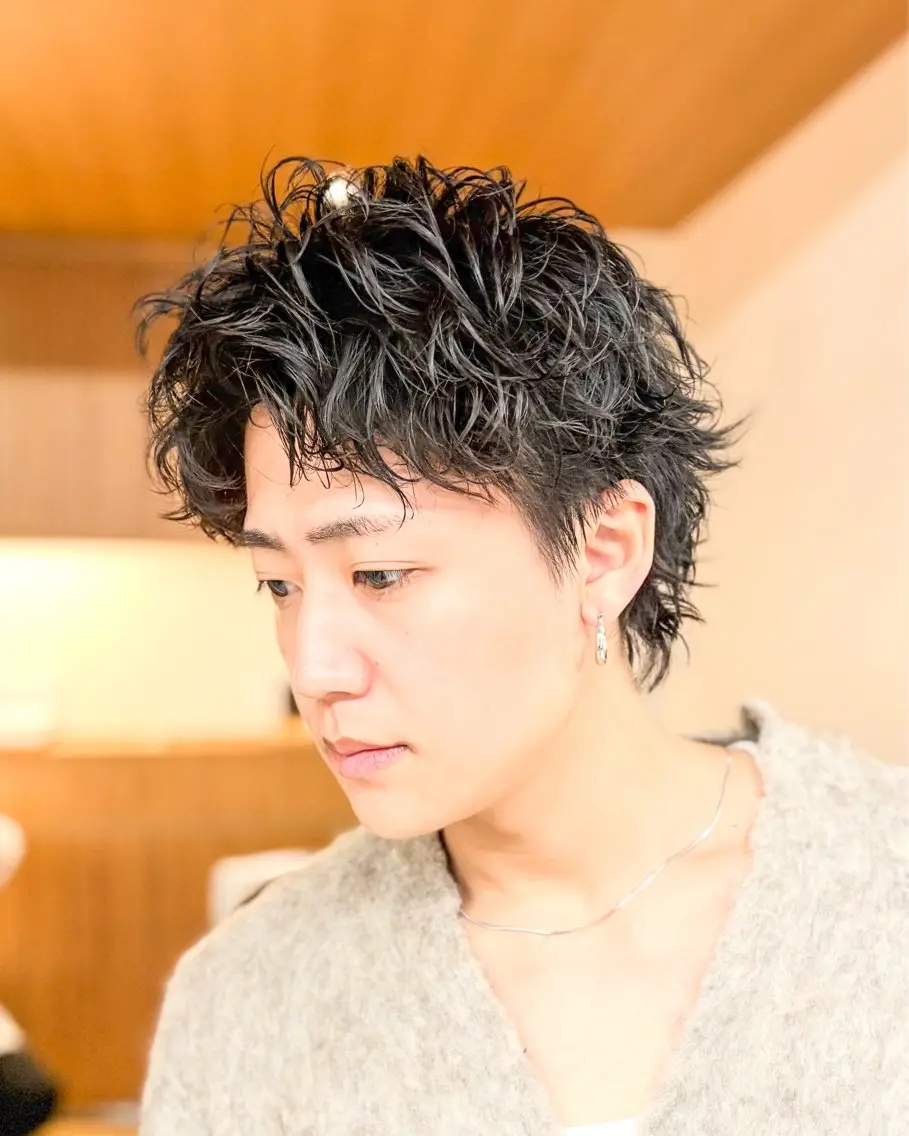 ショート メンズ ビジネス メンズパーマ スパイキーショート ショートヘア カット 【メンズ縮毛矯正】 FILMS  軍司のヘアスタイル