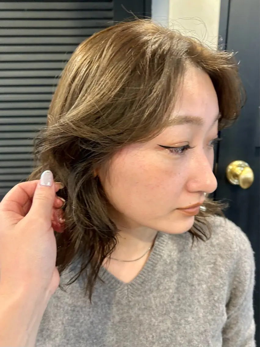 ミディアム カラー パーマ カット ヘアカラー レイヤー/透明感/ ブリーチなし/わかなのヘアスタイル