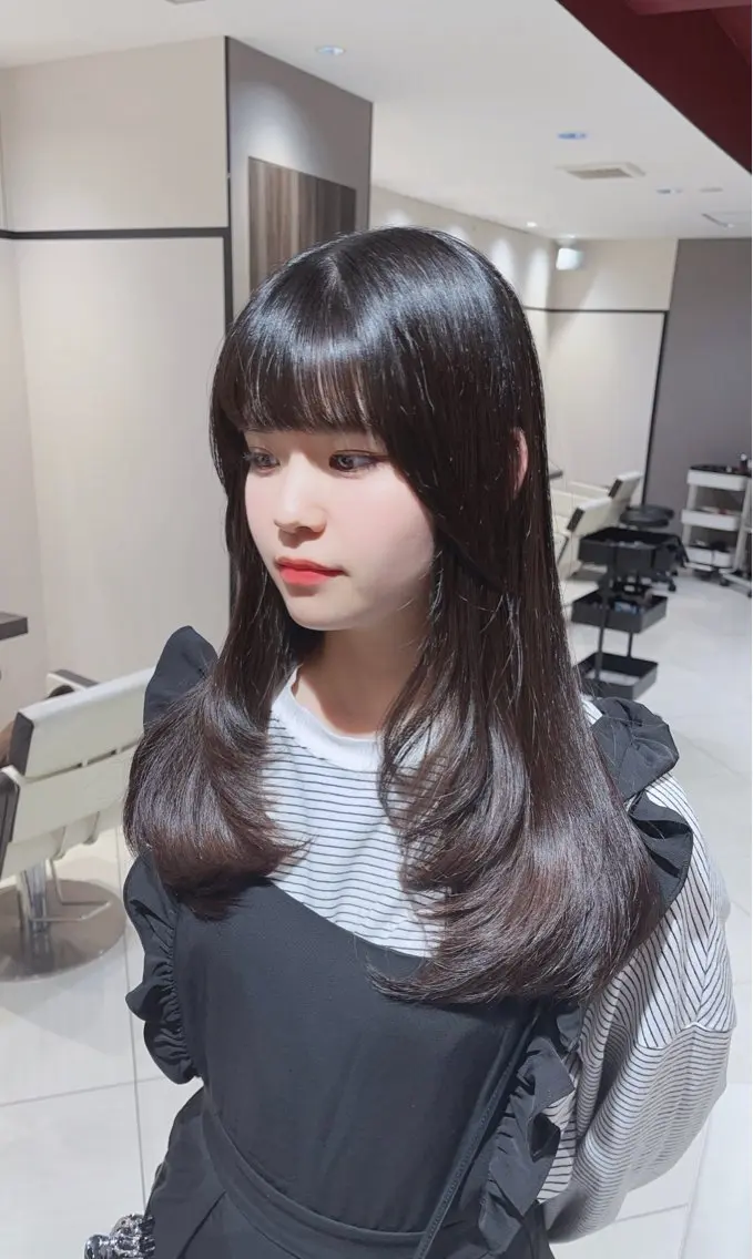 ロング カット かりん 🤍のヘアスタイル
