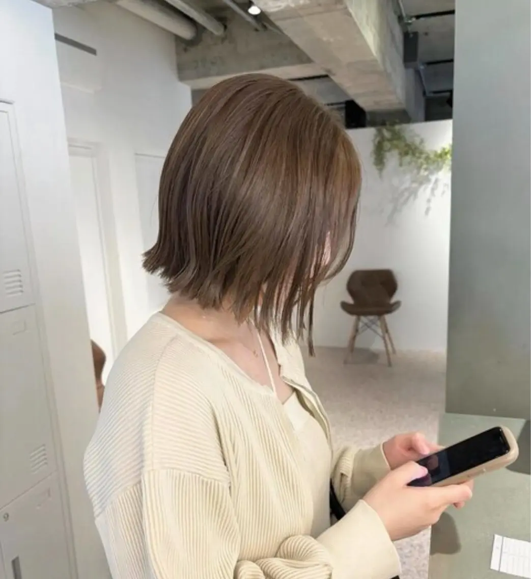 カラー ベージュカラー ブリーチ ミルクティーベージュ 透明感カラー🫧🫖 rin🎀のヘアスタイル