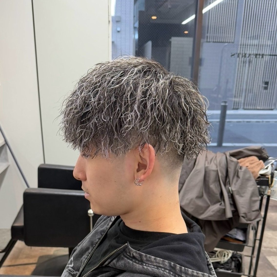 カラー パーマ メンズ メンズハイライト ハイライトカラー カット ヘアカラー パーマ トリートメント 角田 凌のヘアスタイル