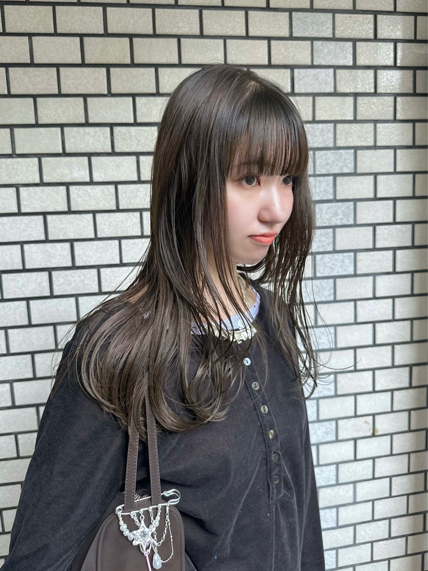 ロング カット ヘアカラー トリートメント NAGISA髪質改善 &透明感カラー🪞のヘアスタイル