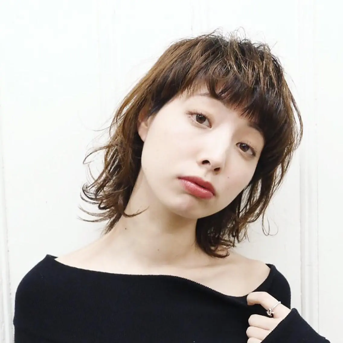 ミディアム カラー パーマ ウルフカット 山口 悟のヘアスタイル