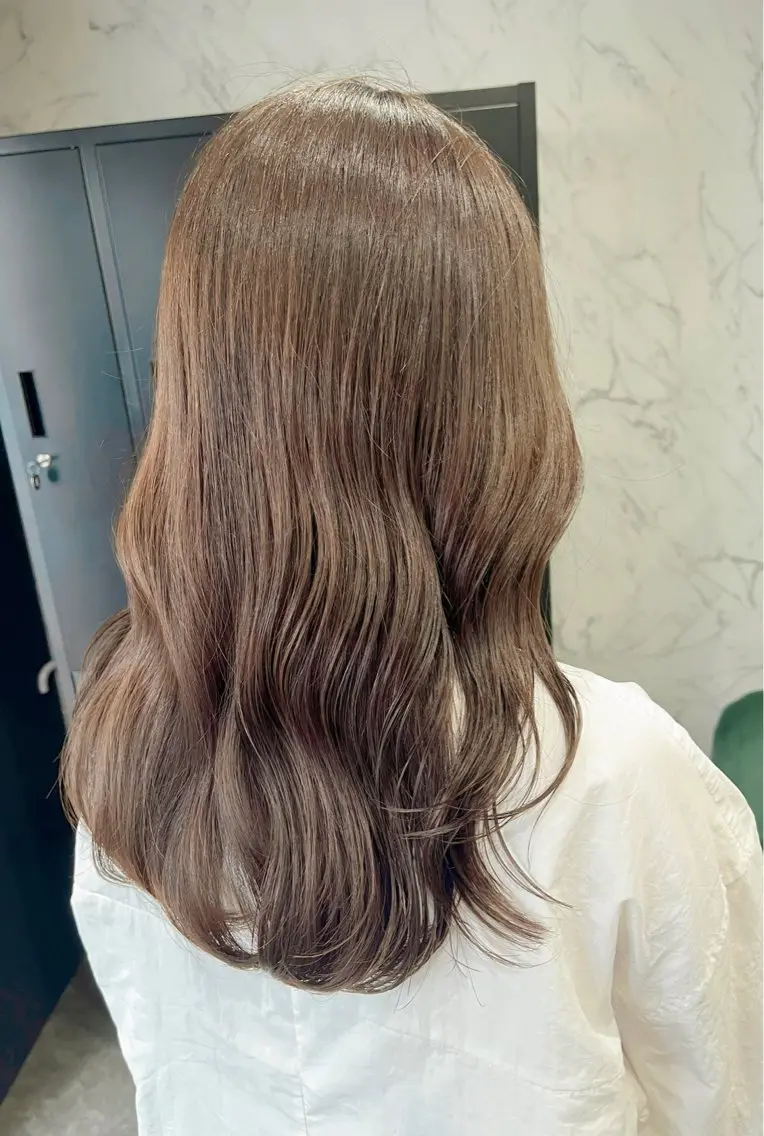 セミロング カラー ヘアアレンジ グレージュ カット ヘアカラー トリートメント 学割有り/清楚/韓国 風/レイヤー/拓朗のヘアスタイル