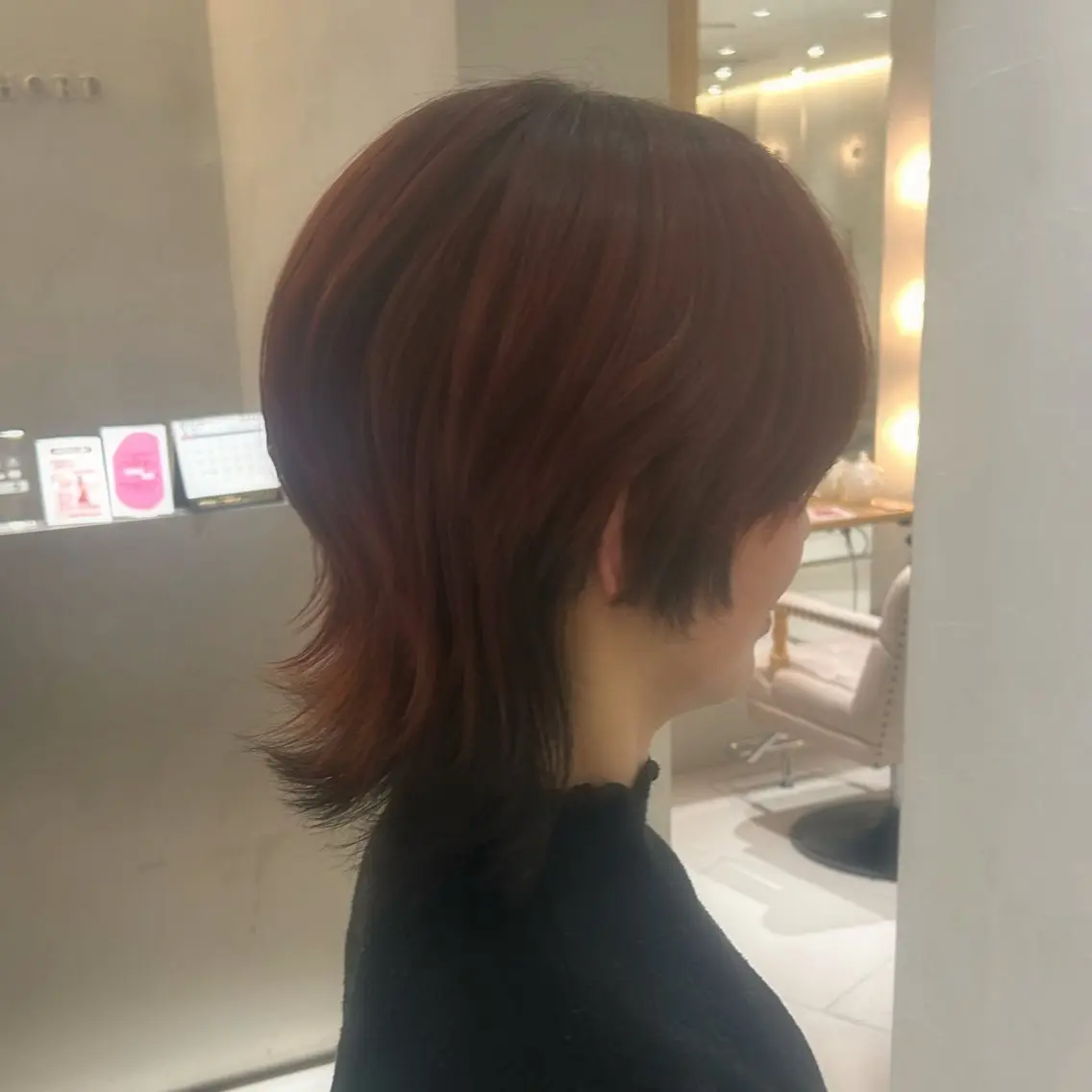 ミディアム こばやし にな 🦖⋆͛ぷつっとボブのヘアスタイル