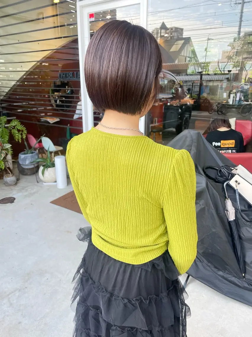 ショート カラー 日高 香織のヘアスタイル