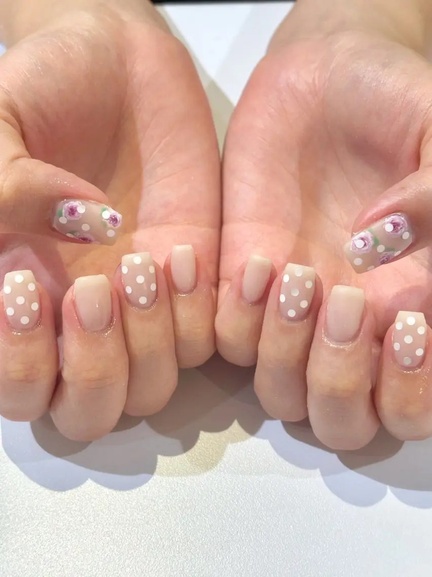 ネイル ハンドネイル REINA .のネイルデザイン