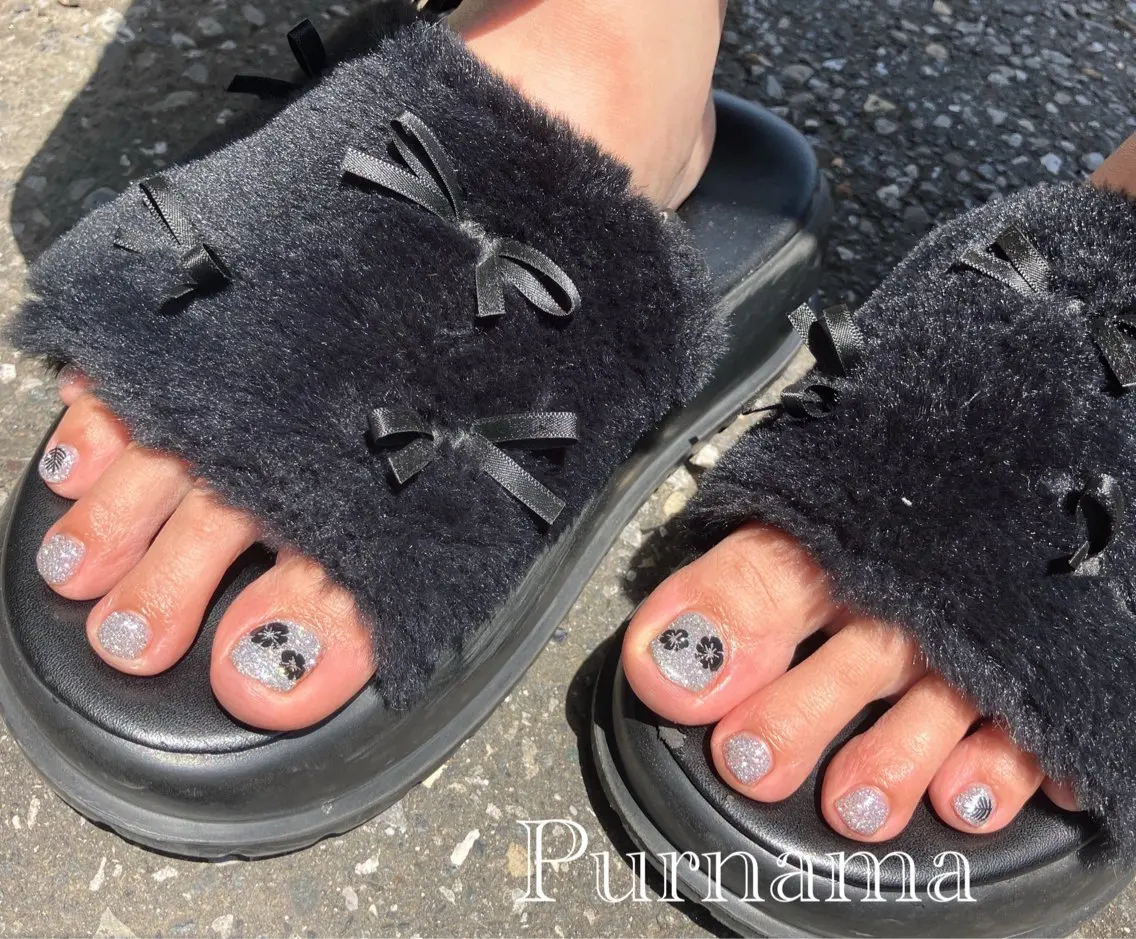 ネイル フラッシュネイル フットネイル Purnama あきのネイルデザイン