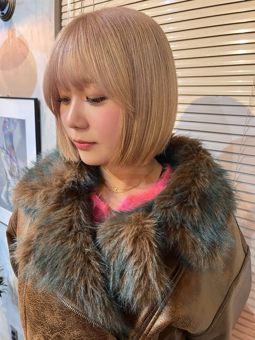 全頭ブリーチカラー+トリートメント+カット💇♀️の写真