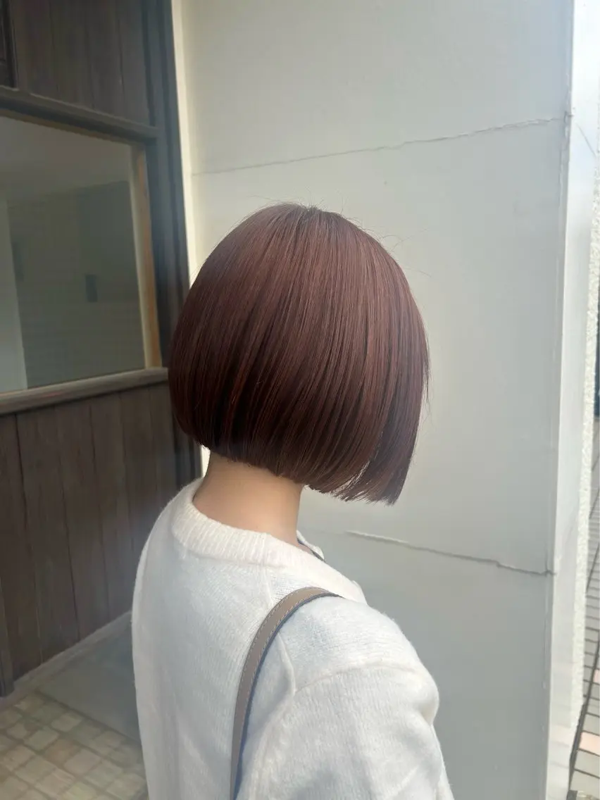 ショート ショートボブ ピンクブラウン ボブ ショートヘア カット ヘアカラー jammin / 岡村 亜胡のヘアスタイル