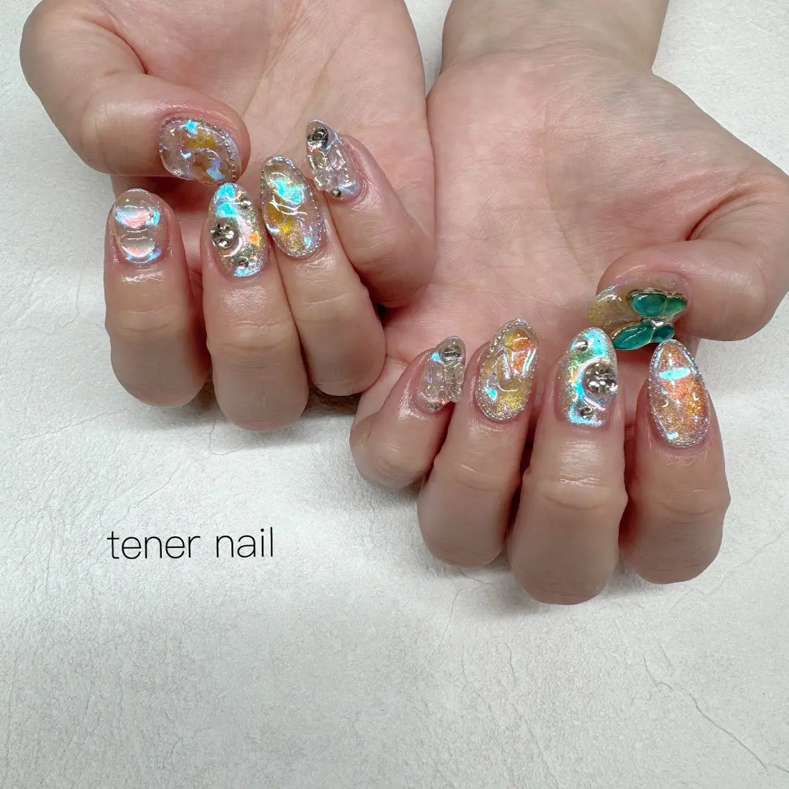 ネイル オーロラネイル 氷ネイル・うるうるネイル ハンドネイル テネルネイル tener nailのネイルデザイン