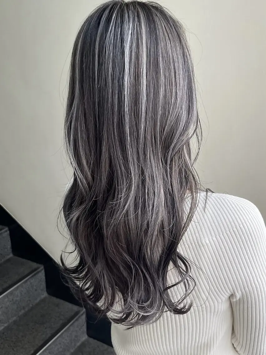 セミロング カラー ヘアカラー トリートメント ヘアセット 吉田裕太/ハイライト ダブルカラーのヘアスタイル