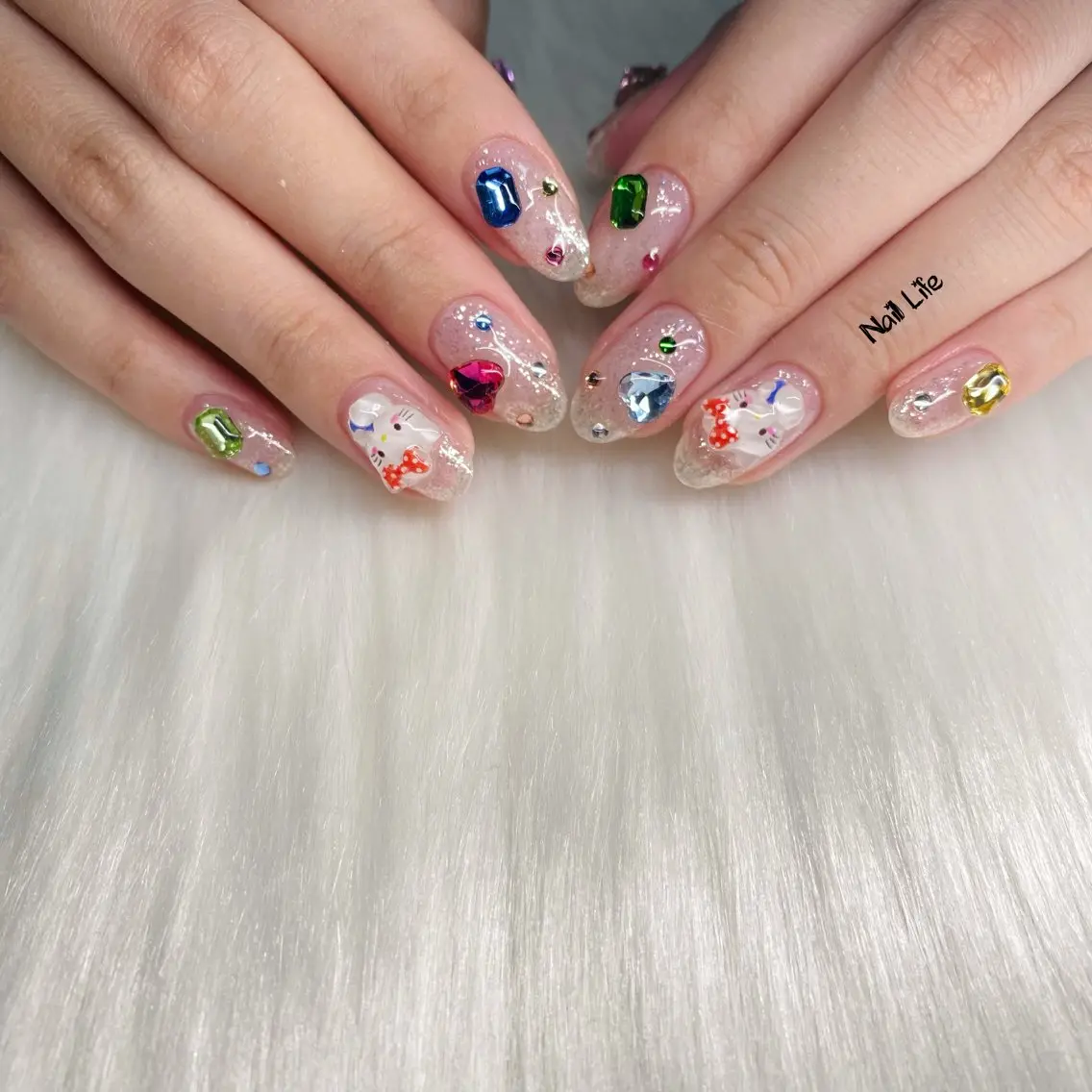 ネイル アートネイル ハンドネイル Nail Lifeのネイルデザイン