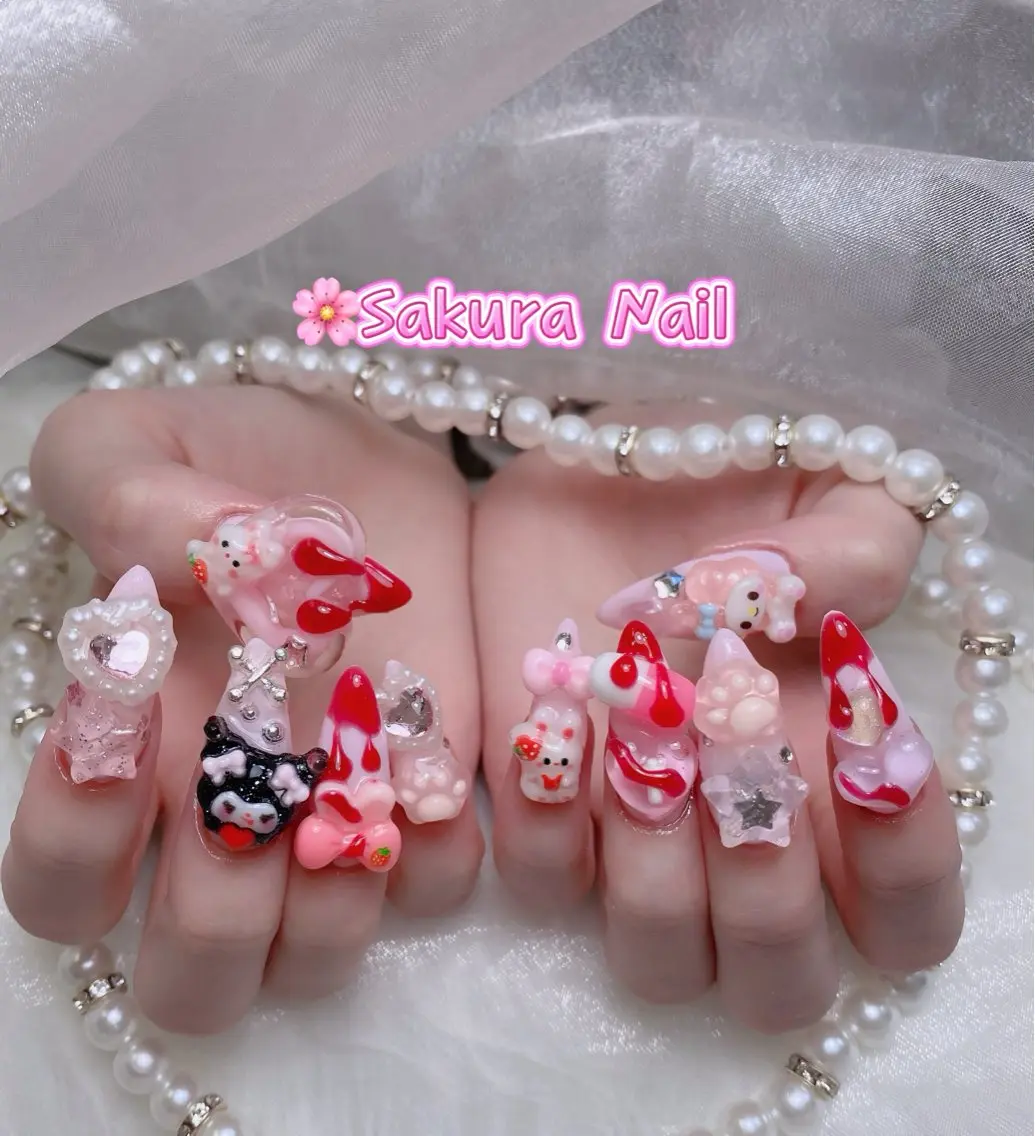 ネイル アートネイル オーロラネイル ボルドー チークネイル フレンチネイル ハンドネイル Sakura Nail Salonのネイルデザイン