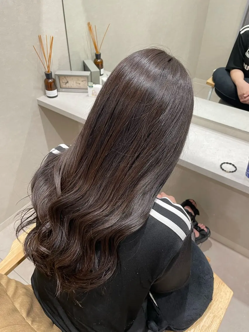 ロング カラー カット ヘアカラー 💜N°大分💜 三浦のヘアスタイル