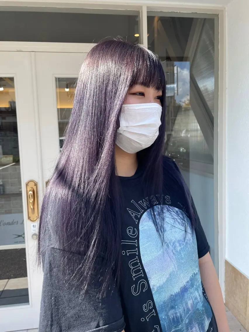 ロング カラー ブリーチ ラベンダーカラー moe🥣ﾚｲﾔｰ ｶｯﾄ/透明感ｶﾗｰのヘアスタイル