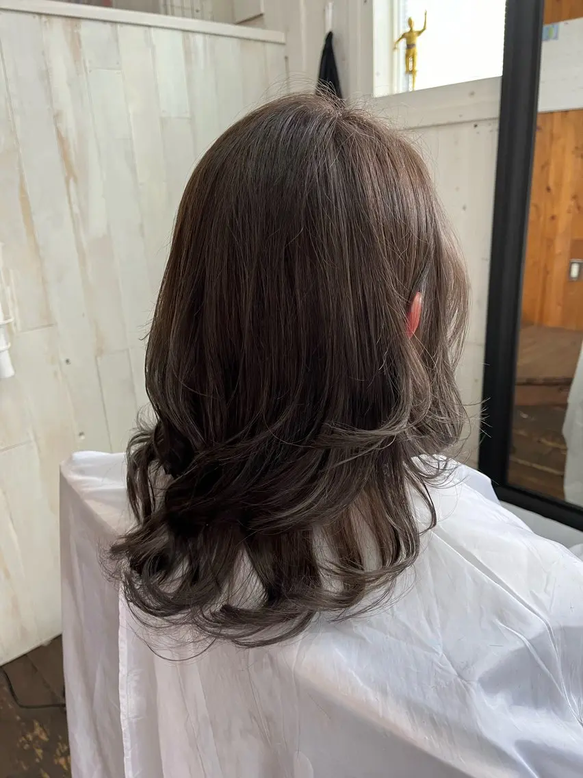 セミロング 紙屋 隼人のヘアスタイル
