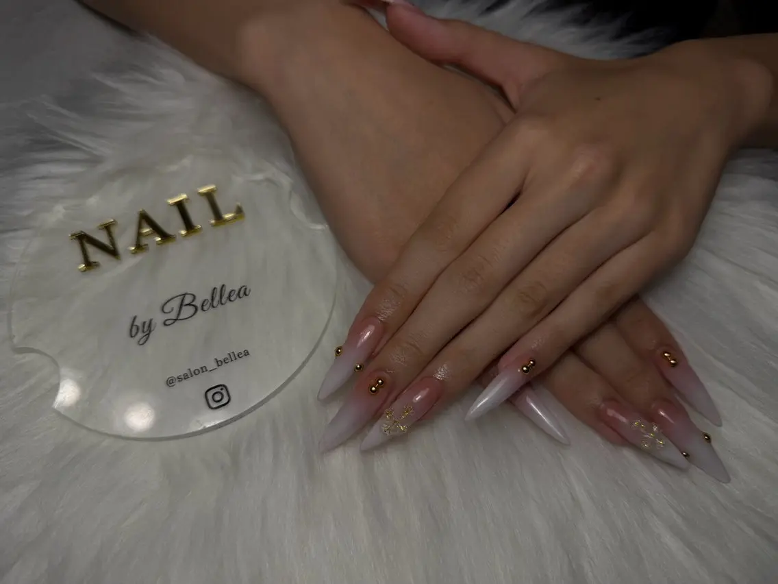 ネイル 持ち込み ハンドネイル Bellea mikoのネイルデザイン