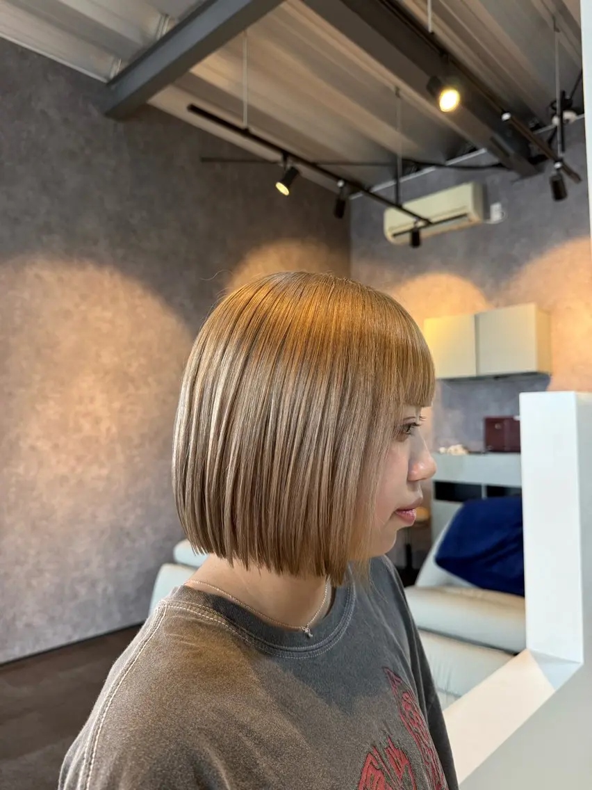 ショート カラー ベージュカラー ミルクティーベージュ カット ヘアカラー トリートメント 似合わせ/ナチュラル ヘア/ゆづきのヘアスタイル
