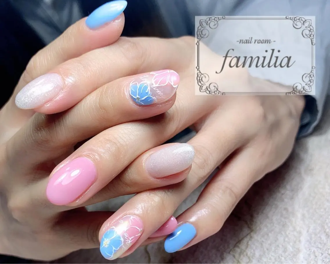ネイル ハンドネイル -nailroom- familiaのネイルデザイン