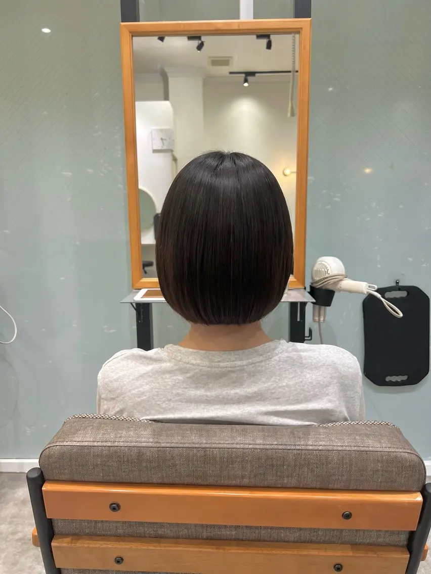 ボブスタイルカットの写真