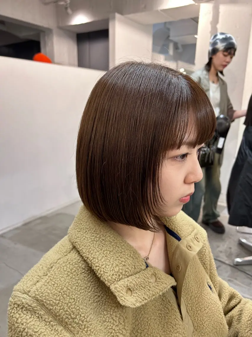ショート カラー カット 縮毛矯正 切りっぱなしBOB 職人💜Anzuのヘアスタイル