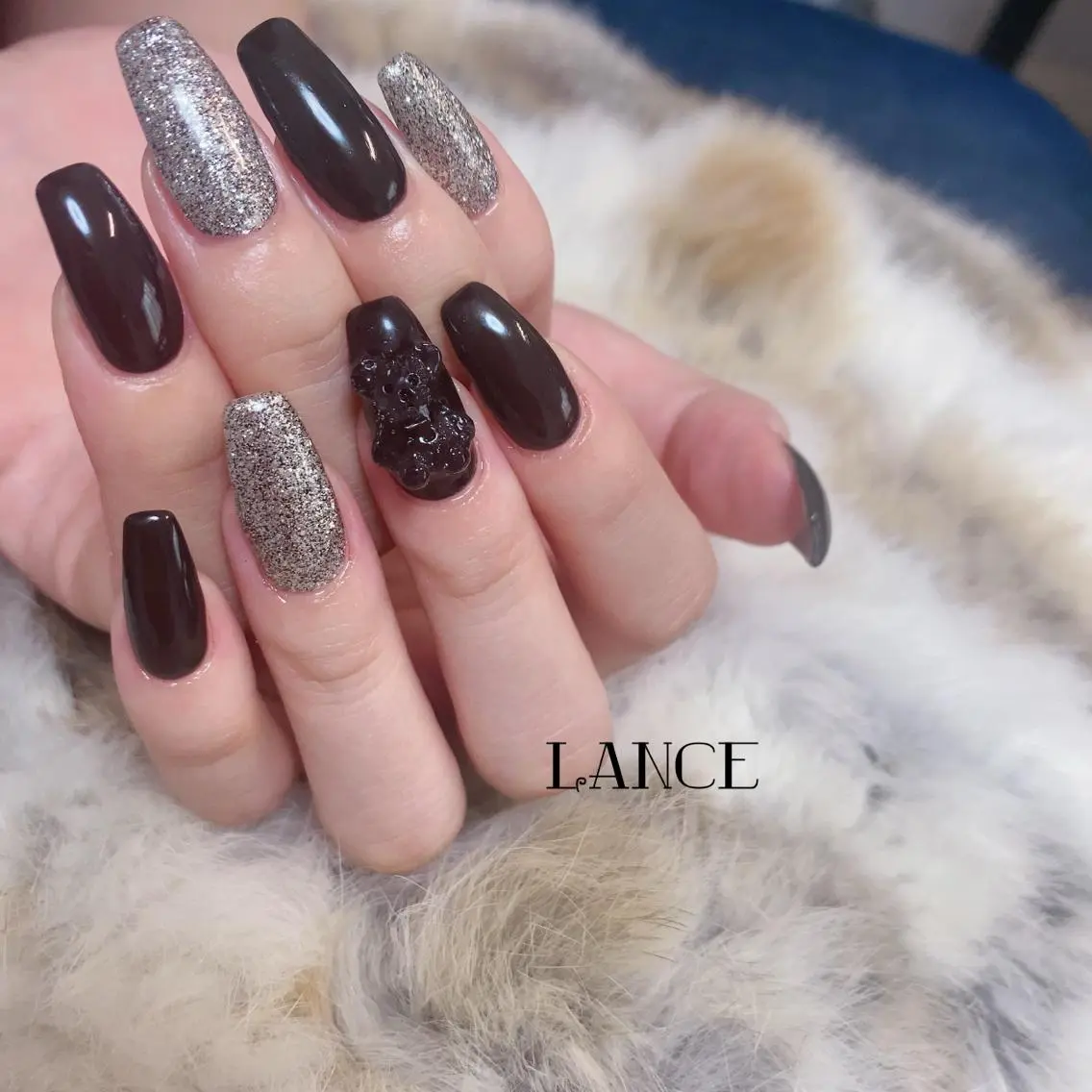ミディアム ネイル オーロラネイル フットネイル フレンチネイル ミラーネイル ニュアンスネイル ハンドネイル Lance nailのネイルデザイン