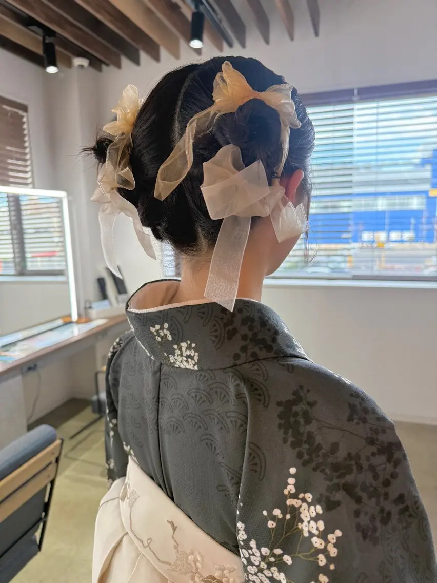 ヘアアレンジ 🤍透明感カラー🤍 三浦瑠璃のヘアスタイル