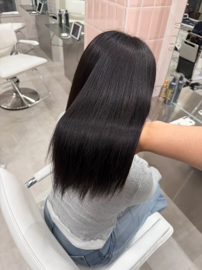ロング カラー ベージュカラー ブラウンカラー 透明感カラー グレージュ オリーブベージュ ヘアカラー リョウマ/韓国風 /艶髪/ヨシンモリのヘアスタイル
