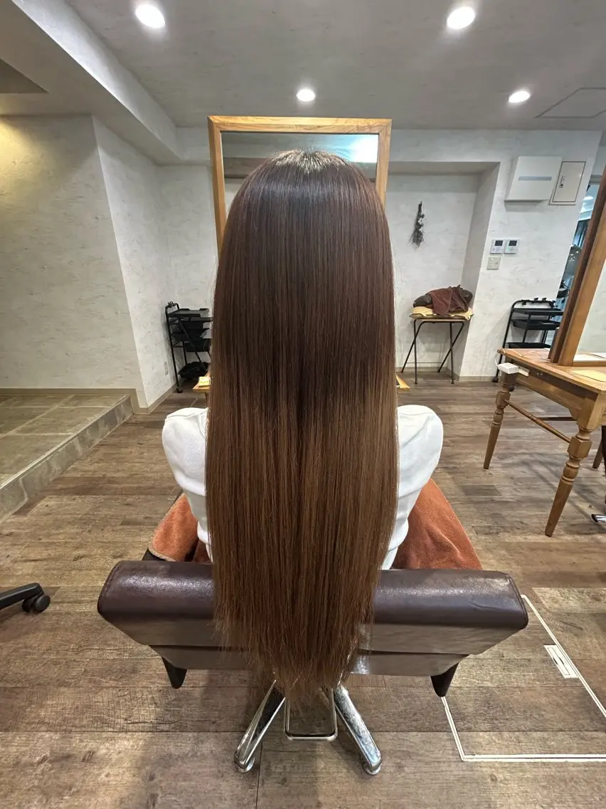 ロング トリートメント 吉田 萌花のヘアスタイル