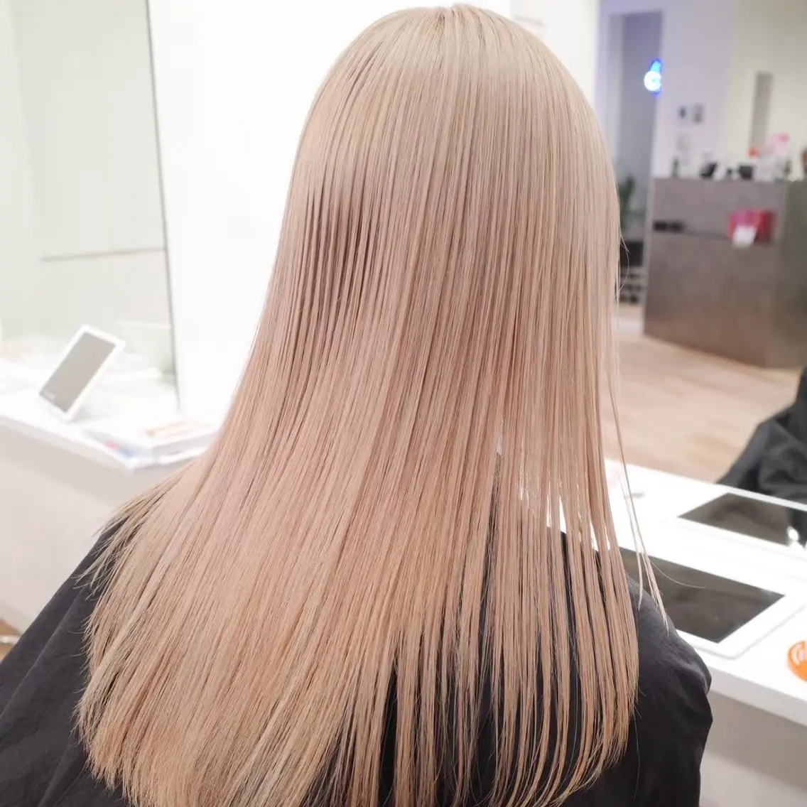 【💘カラーリスト限定クーポン💘】リタッチブリーチ➕カラー(ロング料金なし)の写真