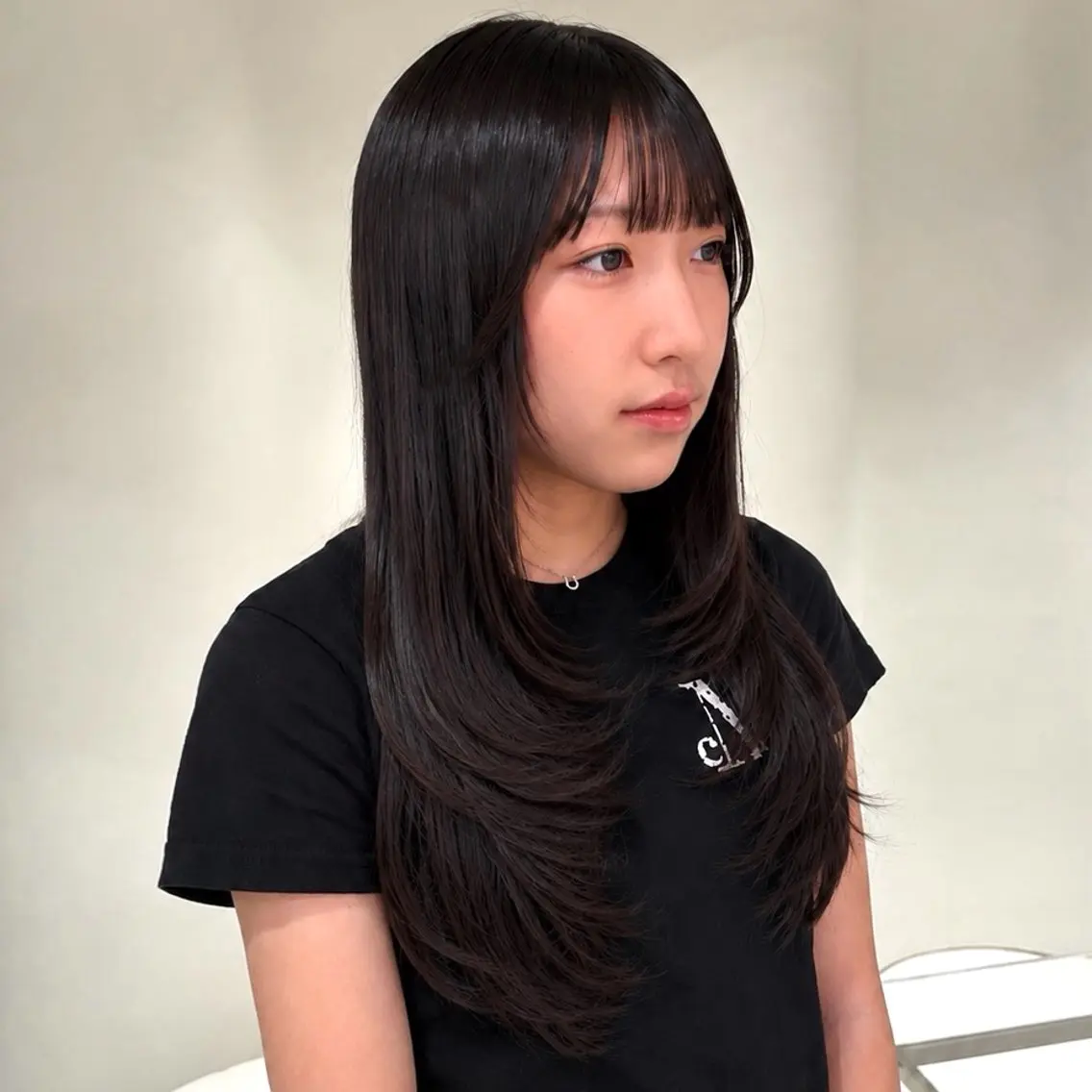 ロング レイヤーカット カット aoi🌙 ハイトーン / ボブのヘアスタイル