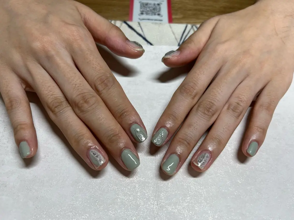 ネイル オーロラネイル フラワーネイル フットネイル フレンチネイル ジェルネイル mogunail &blowのネイルデザイン