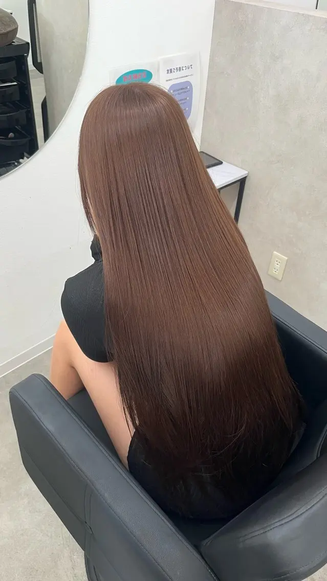 ロング カラー 透明感カラー 結羽愛のヘアスタイル