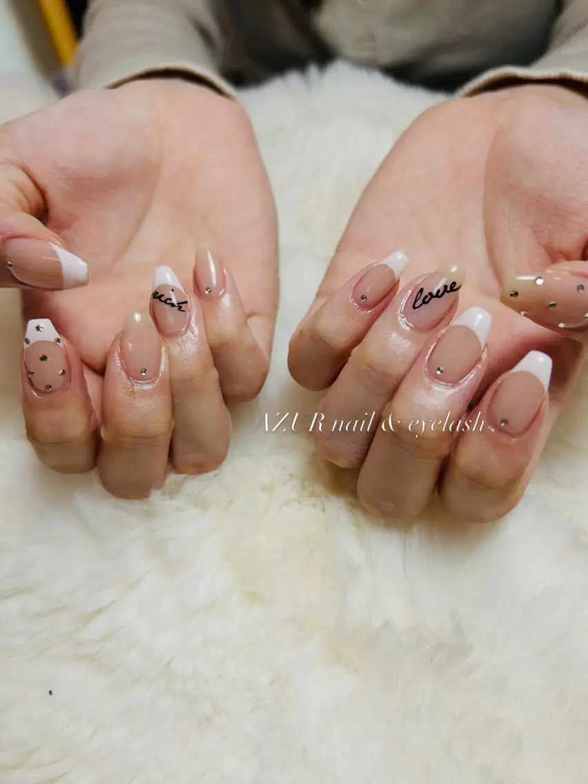 ネイル AZUR N&eyelashのネイルデザイン