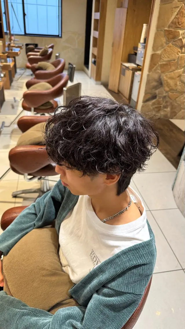 ショート カラー パーマ ヘアアレンジ メンズ カット パーマ 池袋西口メンズパーマ 特化 石見柊羽のヘアスタイル